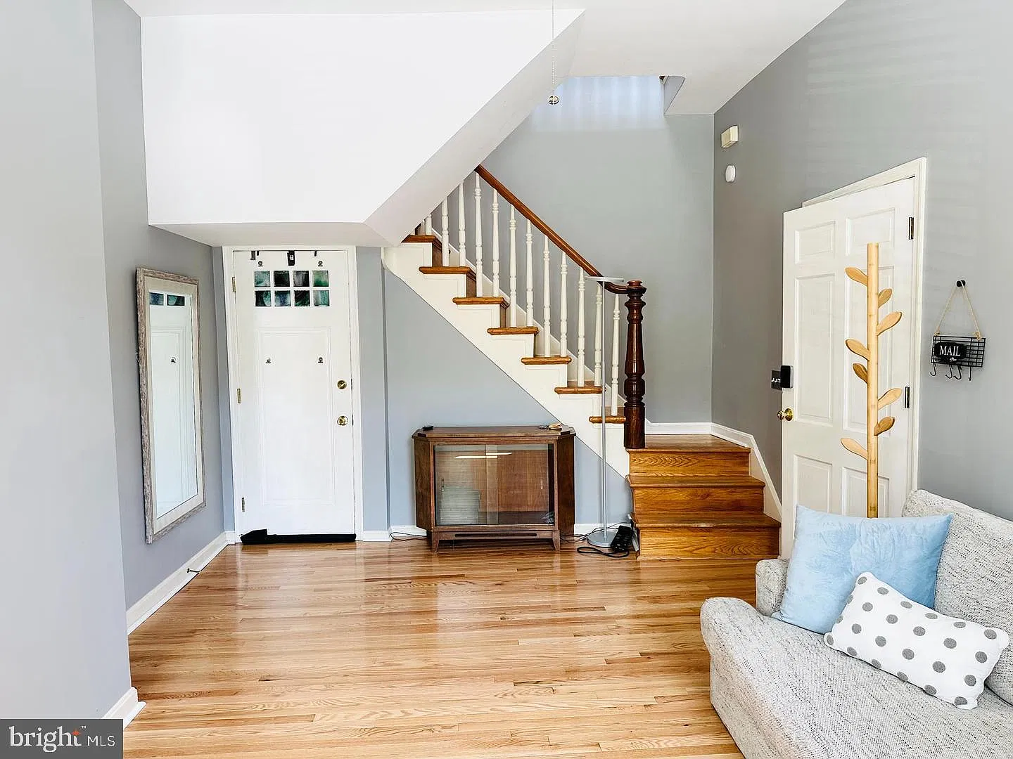 1 bed, 1.0 bath, 1752 sqft, $1,575 — Photo 4