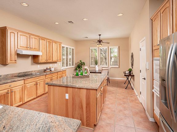 3rd image of 13753 W Figueroa Dr