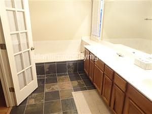 2nd image of 1267 Clairmont Ct