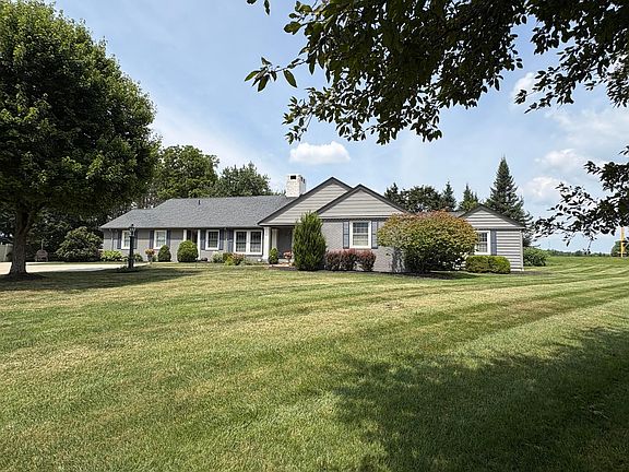 2nd image of 321 Northfield Dr