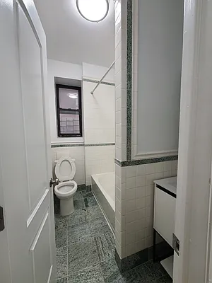 Rented by BRICK & GALO REALTY CORP | media 28