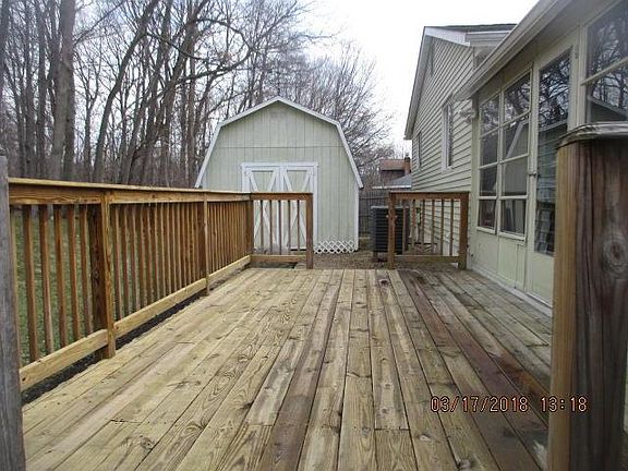 4th image of 6966 Blackoak Dr