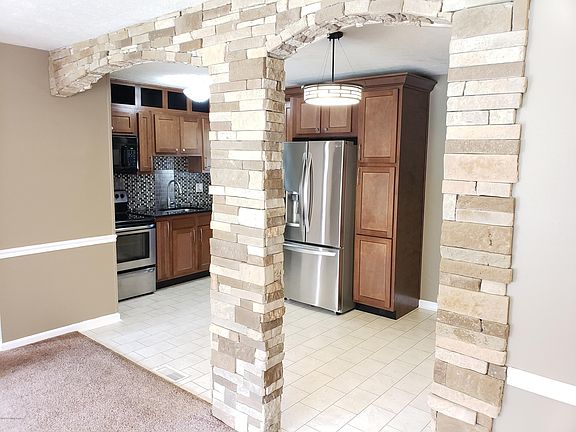 4th image of 7021 Ashby Ln