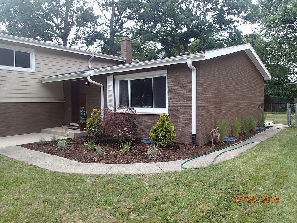 2nd image of 231 Murray Dr