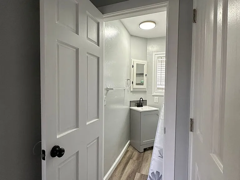 736 Cedar St — Photo 14