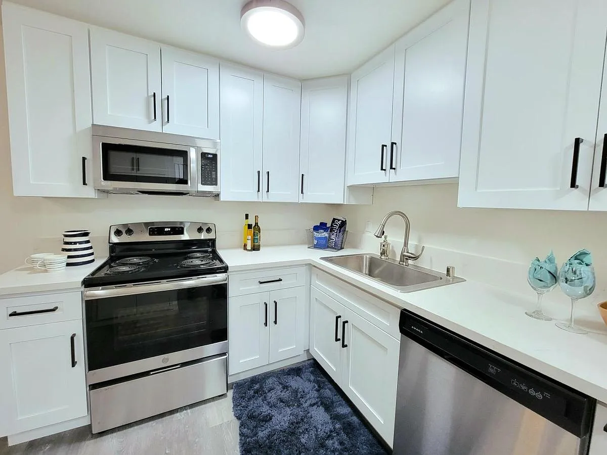 COLLINS, LLC. — Photo 1