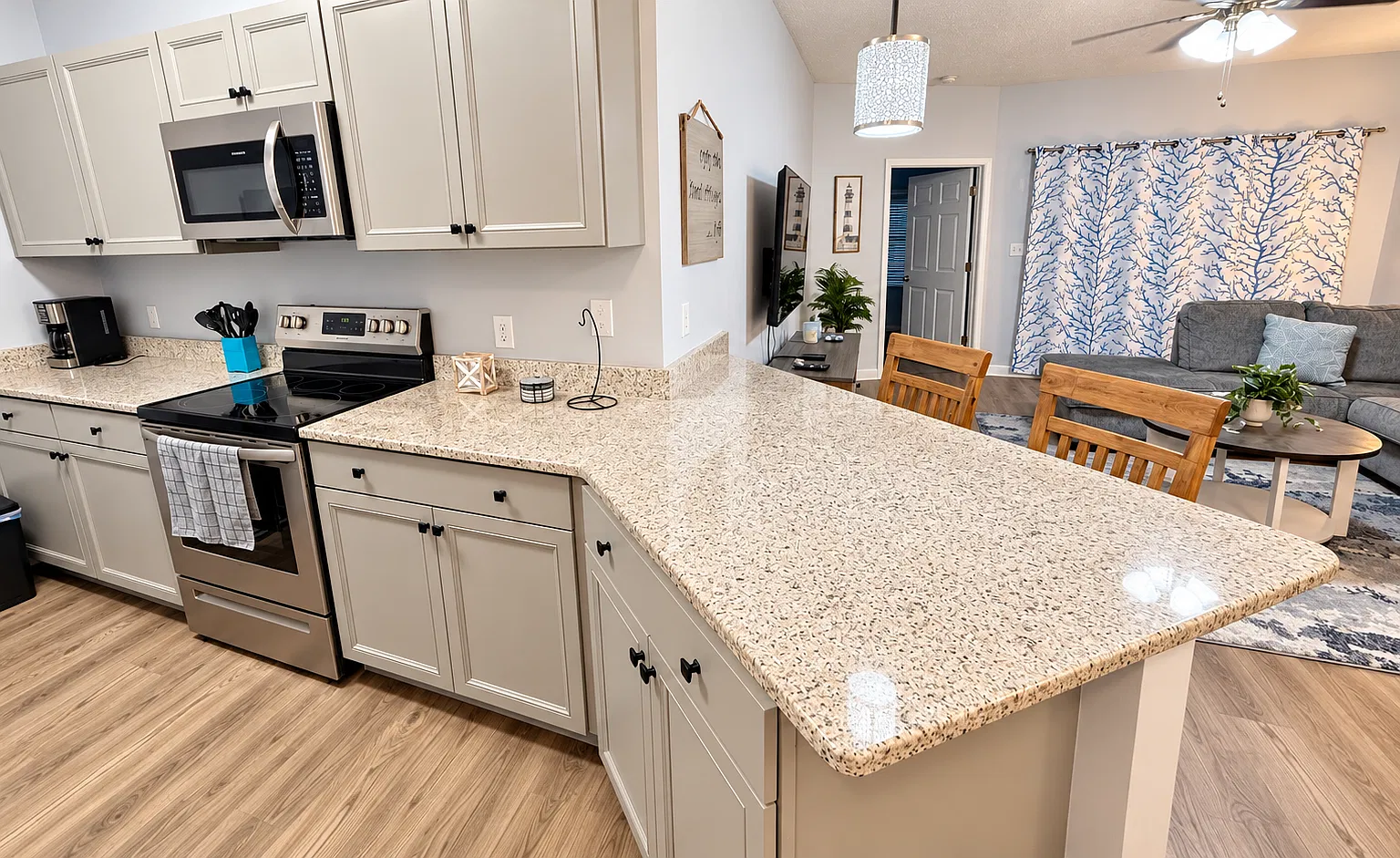 106 Westhaven Dr — Photo 3