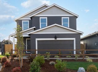 933 Sparrow St, Woodburn, OR 97071