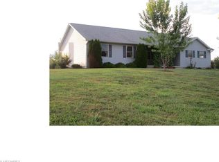 395 Morgan Rd, Zanesville, OH 43701