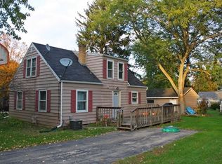 228 W Pershing St, Stillman Valley, IL 61084