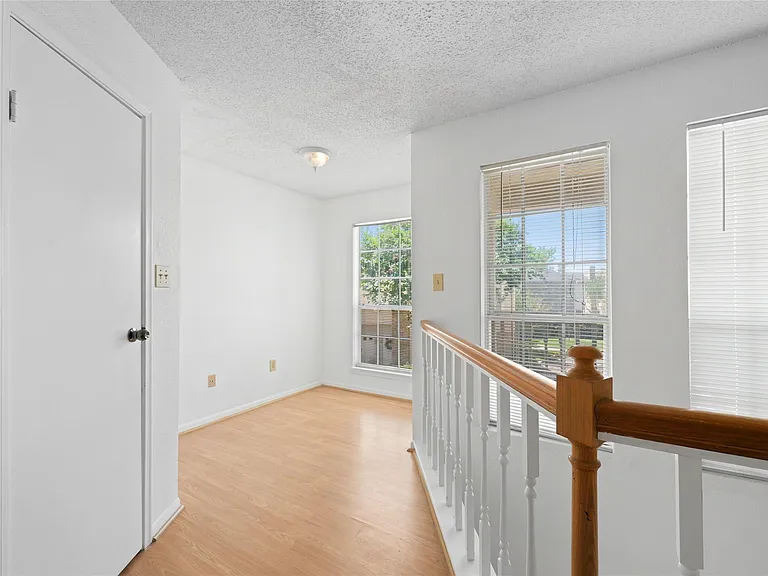 7575 Cambridge St #1304 — Photo 37