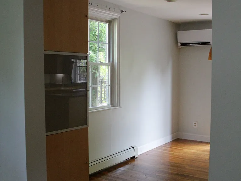 6107 Maylane Dr — Photo 18