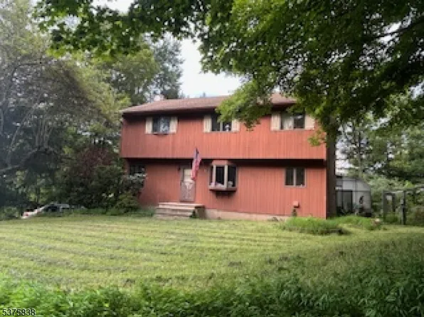 6 Race St, Union Twp., NJ 08867