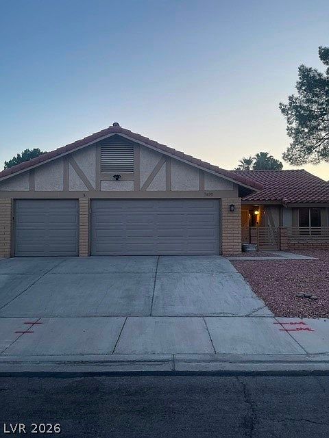 2nd image of 7419 Picardie Ln