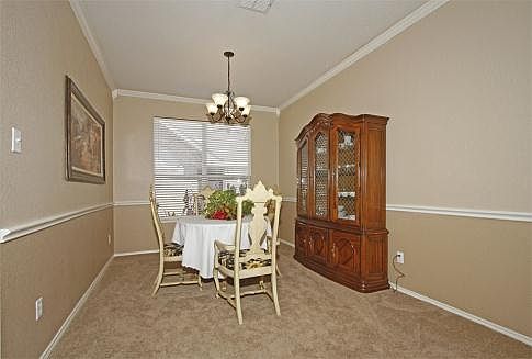 4th image of 5821 Pinyon Dr