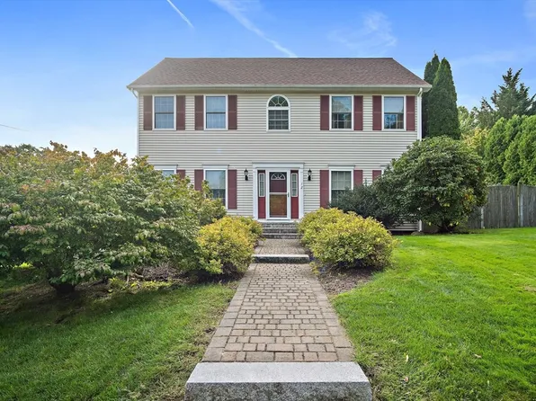 12 Sylvanus Wood Ln, Woburn, MA 01801