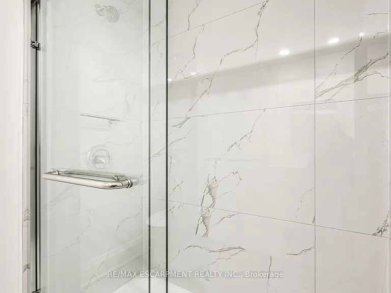 2104 Mississauga Rd — Photo 33
