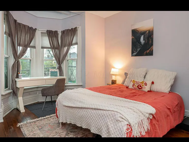 383 King Ave — Photo 18