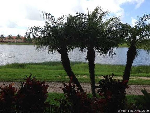 3rd image of 6380 NW 114th Ave APT 307