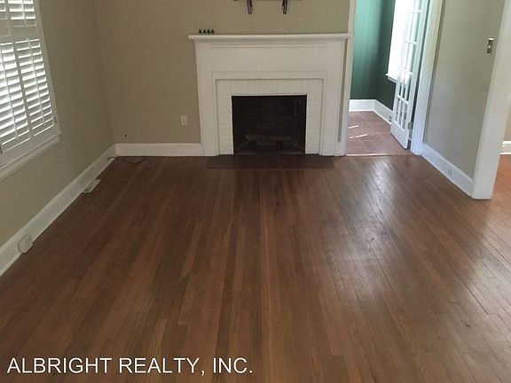 2nd image of 948 Waverly Ave