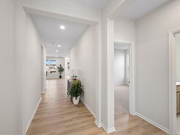 2nd image of 11816 Park St