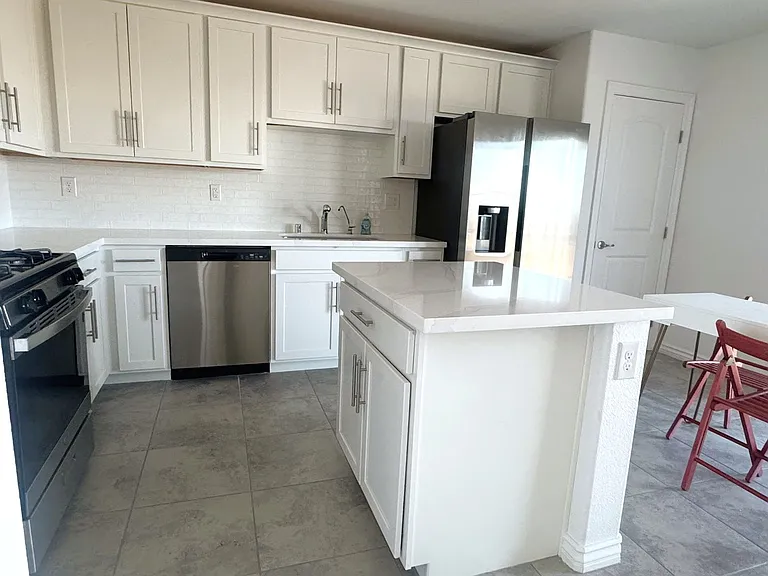356 Rosefinch St — Photo 8