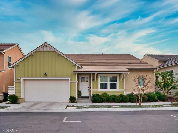 25126 Citron Ln, Santa Clarita, CA 91387