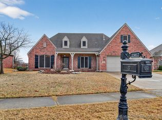 1907 W Rockport Pl, Broken Arrow, OK 74012