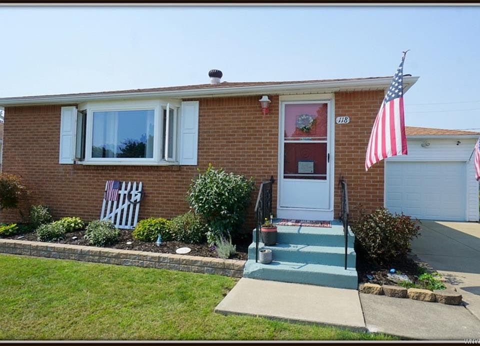 1st image of 118 Fairelm Ln