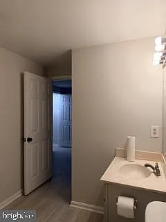 7315 Castleberg Ct — Photo 30