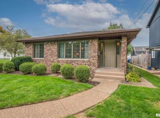 1025 54th St, Moline, IL 61265