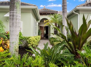 9135 Spring Time Dr, Vero Beach, FL 32963