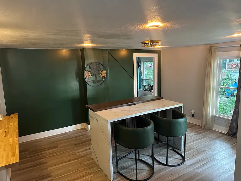 1648 Valley Dr — Photo 4