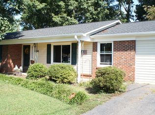 881 Tate Rd, Rural Hall, NC 27045