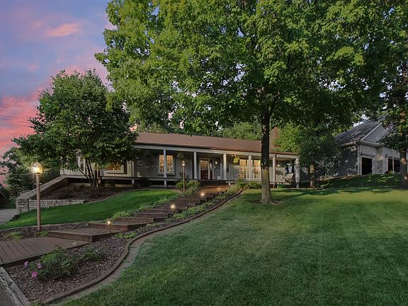 2nd image of 12284 Forrest Dr
