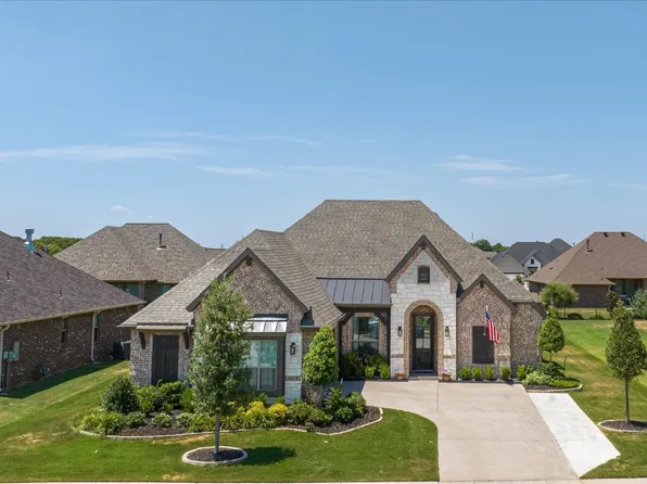 2005 Spieth St, Granbury, TX 76048