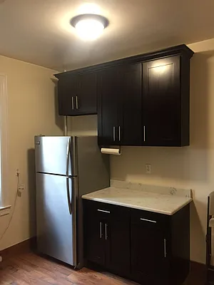 Rented by Metroline Realty | media 3