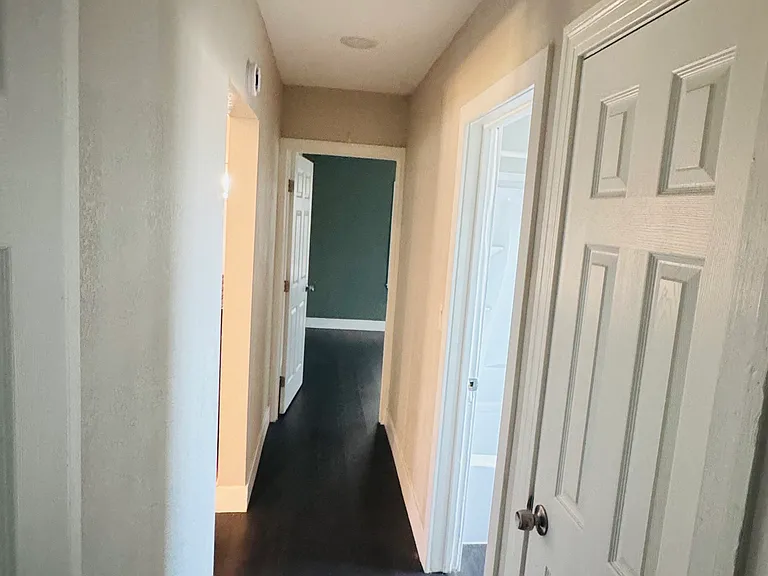 145 N Powers Ave — Photo 7