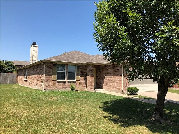 3rd image of 2608 Harbor Lights Dr