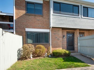 59 Rosewood Dr Unit 59, Stoughton, MA, 02072