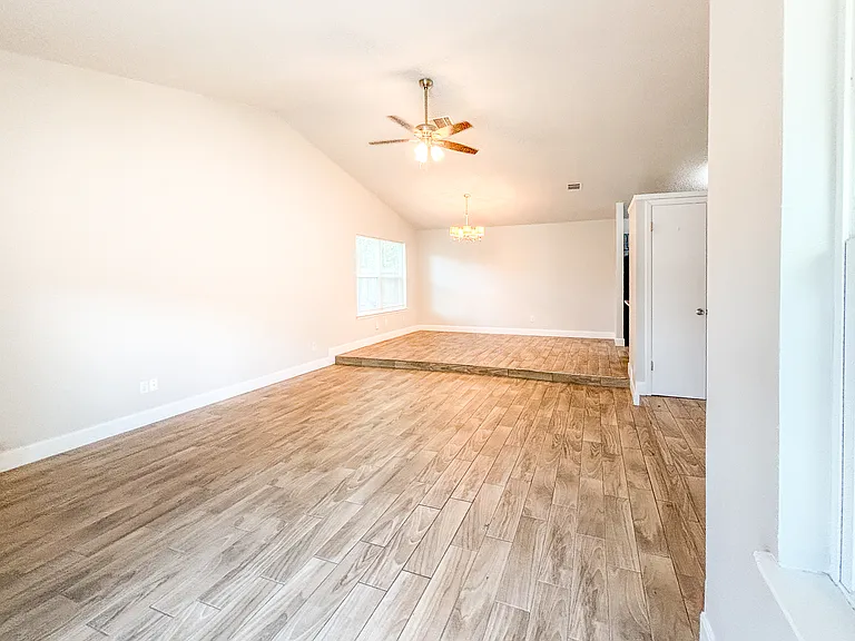8634 Westgrove Dr — Photo 3