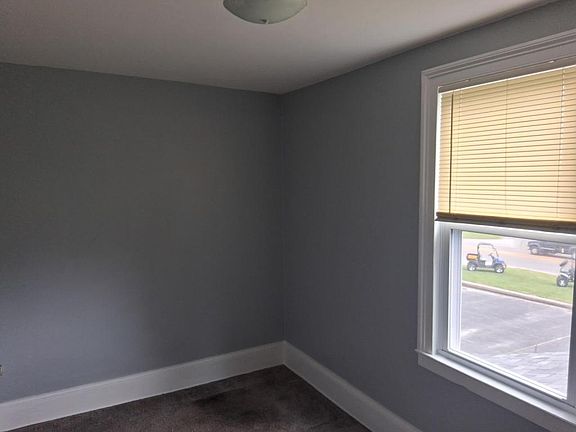 2nd image of 4651 Mahoning Ave NW