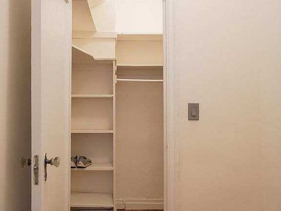 5th image of 540 Saint Johns Pl #H5