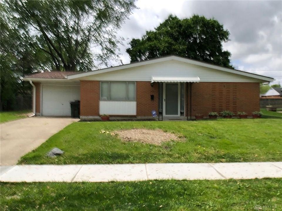 1st image of 344 Winnimac Ave