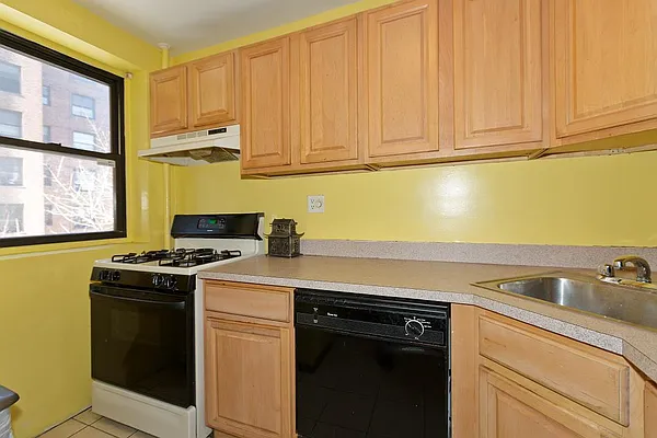 Sold by Fillmore | media 10