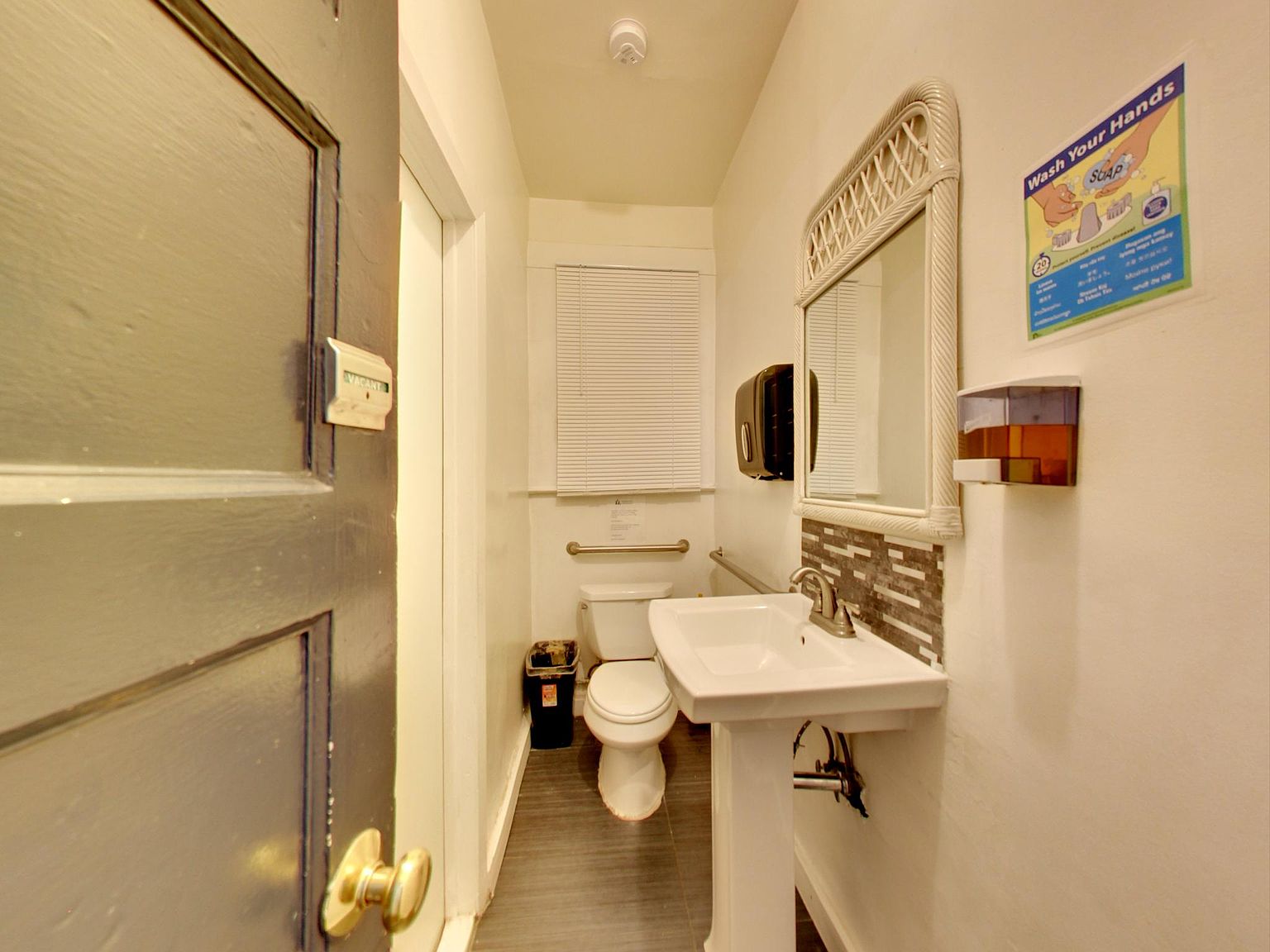 640 Clay St Unit 216 - Image 3