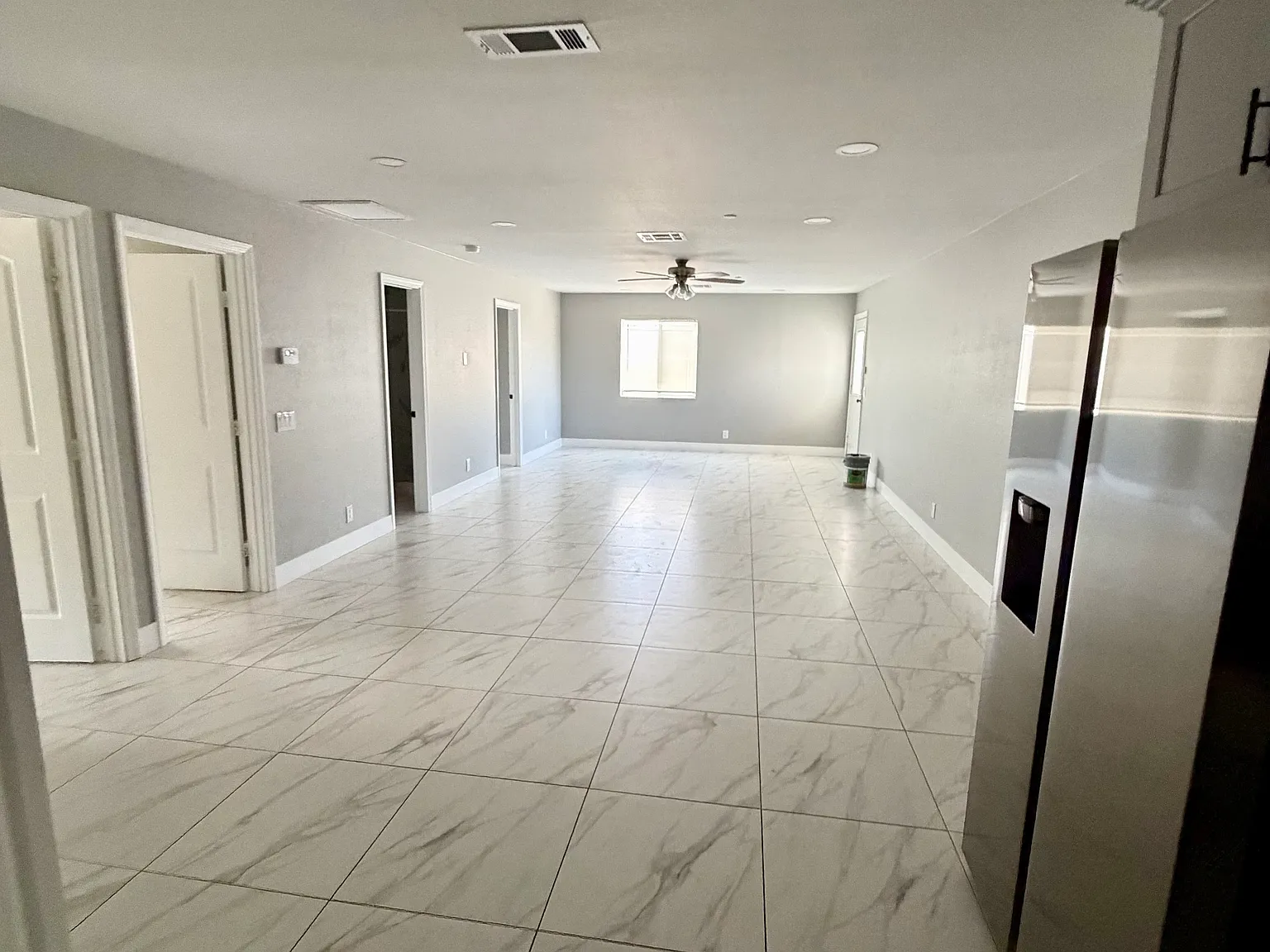 3 bed, 1300 sqft, $2,800 — Photo 4