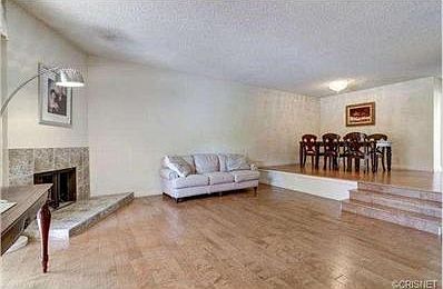 2nd image of 21801 Burbank Blvd Unit 93