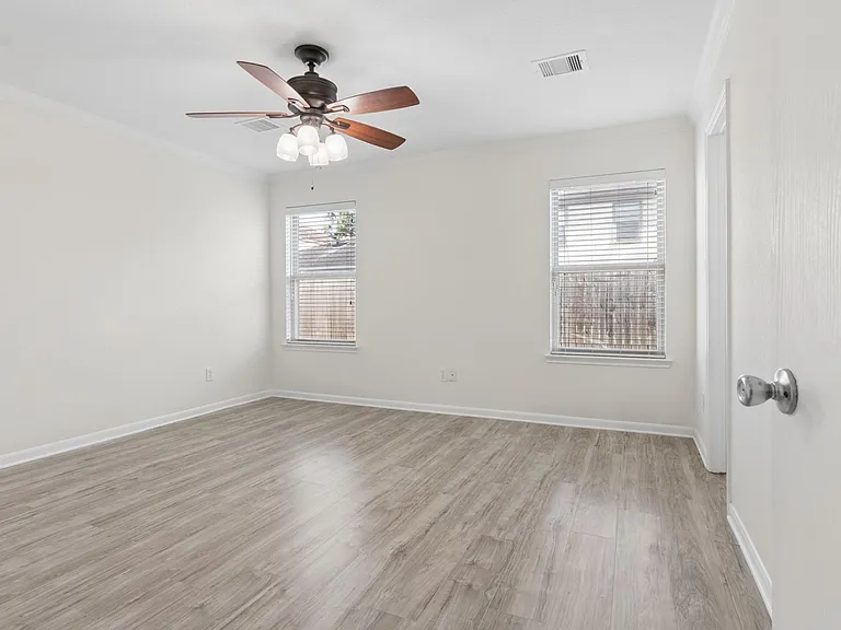 2658 Skyview Downs Dr — Photo 12