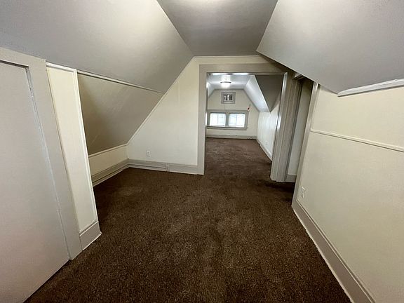 3rd image of 130 W Creighton Ave APT 3A